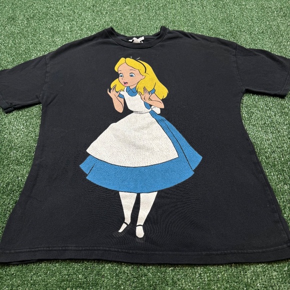 Alice In Wonderland Zara Graphic T Shirt Women's Size S Black Short Sleeve Tee - Picture 2 of 6